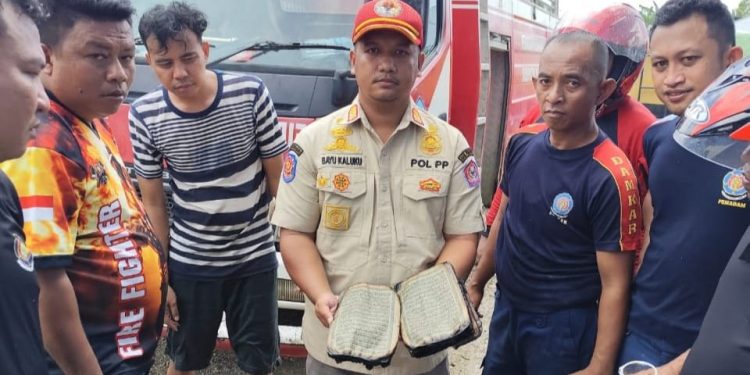 Keajaiban di Tengah Tragedi, Al-Qur’an Tetap Utuh di Tengah Kebakaran