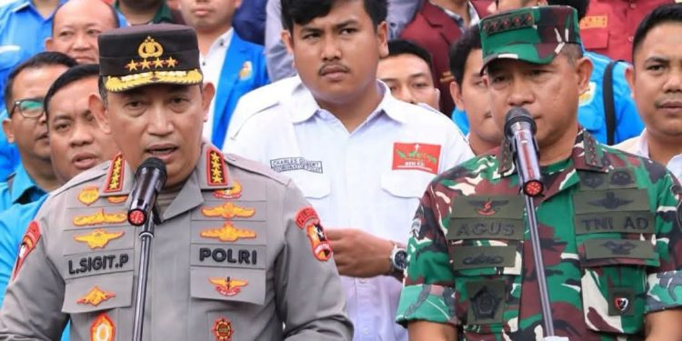 Tiga Anggota Polisi Gugur: TNI-POLRI Sepakat Lakukan Investigasi