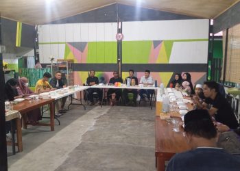 Meningkatkan Kebersamaan, Staf dan Dosen Universitas Pohuwato Buka Puasa Bersama