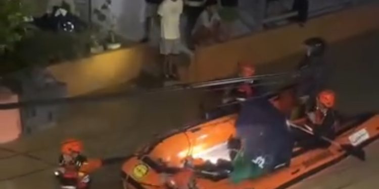 Manado Kembali Dilanda Banjir, Ratusan KK di Perkamil Terdampak