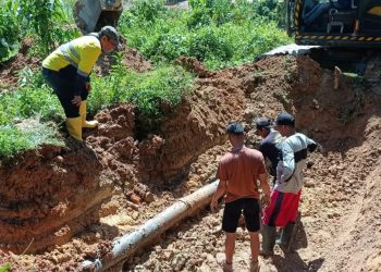 Pani Gold Project Bantu PDAM Tirta Moolango Perbaiki Pipa Yang Bermasalah