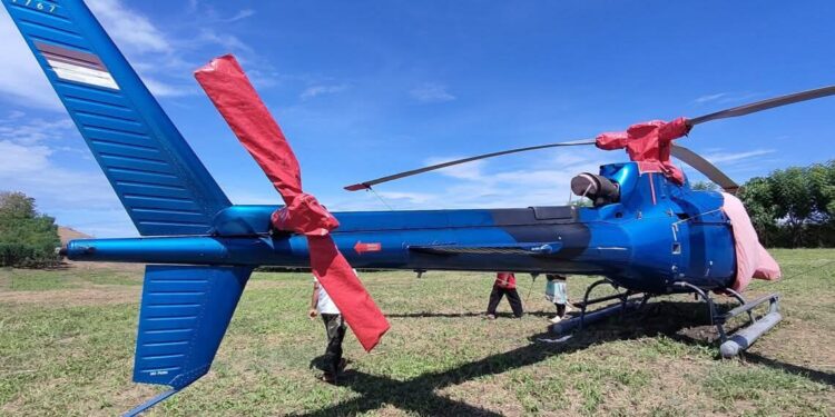 Helikopter Milik PT Komala Indonesia Mendarat Darurat di Pohuwato