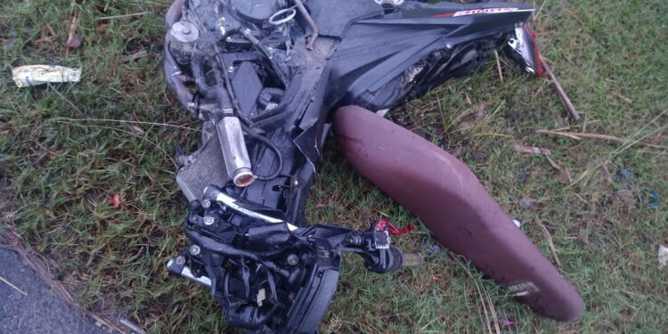 Kecelakaan Maut di Paguyaman, Pengendara Motor Tewas Tertabrak Mobil Sayur