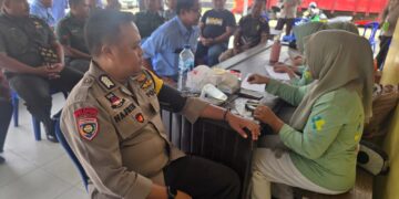 Pemeriksaan Kesehatan Sambut HUT RI di Polsek Paguyaman