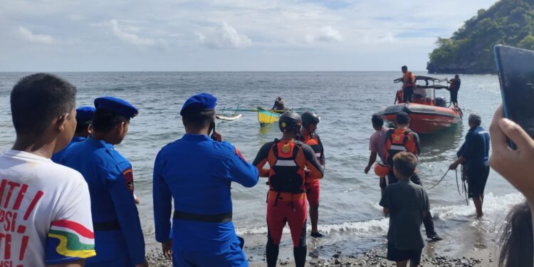 Setelah Hilang Kontak, Nelayan di Bone Raya Berhasil Dievakuasi