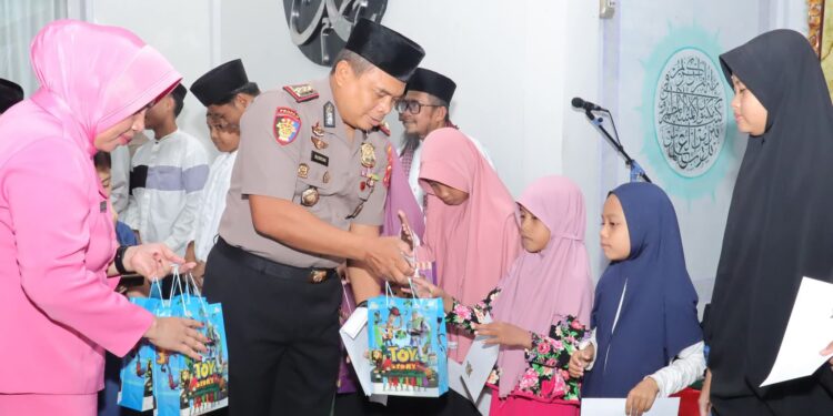Kapolres Pohuwato Santuni Anak Yatim Sambut Berkah Ramadan