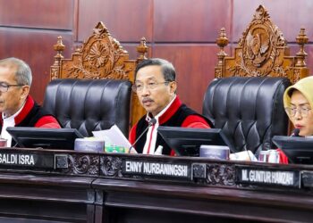 MK Tolak Gugatan UU Advokat, Pemohon Dinilai Tak Punya Legal Standing