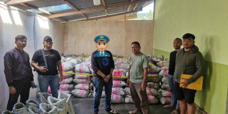 Polda Gorontalo Amankan 259 Karung Batu Hitam Diduga Hasil PETI di Bone Bolango