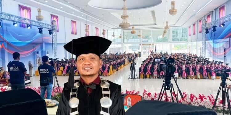 Hasman Umuri, S.IP.,M.Si, Ketua Panitia Wisuda Angkatan ke IV Universitas Pohuwato (Foto: Pemerhati.id)