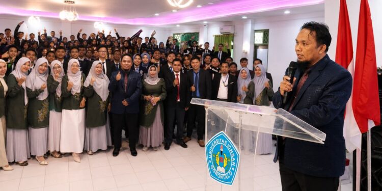 125 Mahasiswa Fikom Universitas Ichsan Gorontalo Ikuti Yudisium, Ini Pesan Dekan
