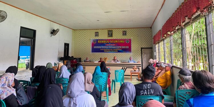 Mahasiswa KKN Unisan Gorontalo Ikut Dukung Rembug Stunting di Desa Dulamayo