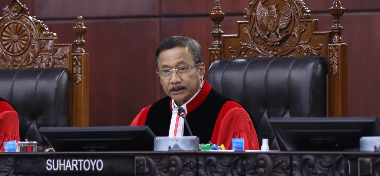 MK Tolak Gugatan Mahasiswa UNG, Batas Usia 25 Tahun Calon Kepala Desa Tetap Berlaku