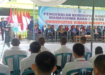 Rektor UNISAN Gorontalo Ingatkan Mahasiswa Baru Tak Cukup Hanya Unggul Akademik