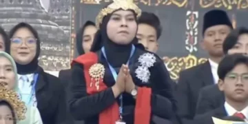 Prabowo Perkenalkan Buruh Pengupas Bawang, Disebut Digaji Rp700 Ribu per Kilogram